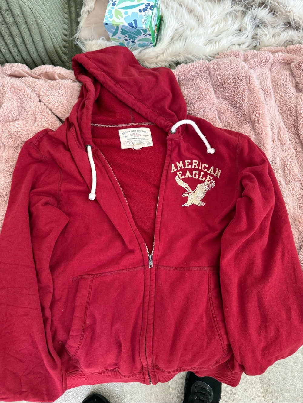 American Eagle Outfitters Red Vintage-Style Crewneck Sweatshirt